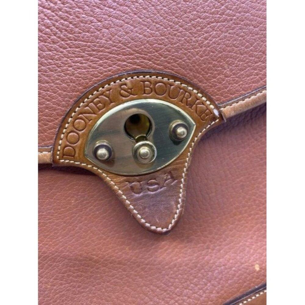 Dooney And Bourke Messenger W Vintage Unique W Feat Brown Leather Cross … - Picture 7 of 8